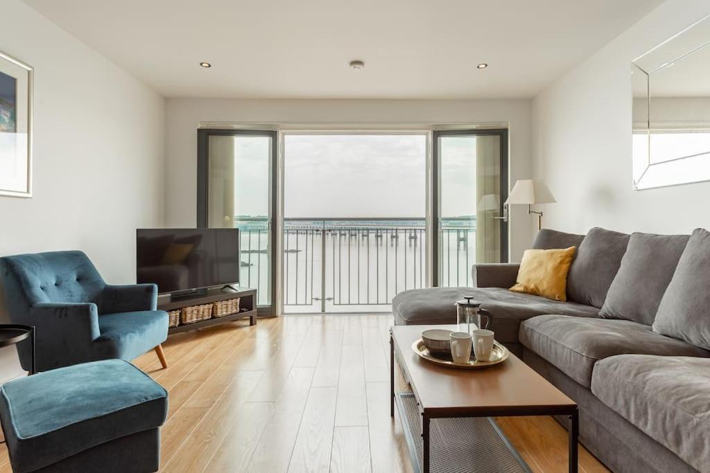 Lux Waterfront 2 Bed Apt, V&A 10Min Walk, St Andrew'S Golf 25Min Drive ダンディー エクステリア 写真